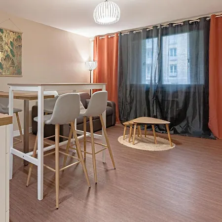 Apartment Les 70's Dutreix
